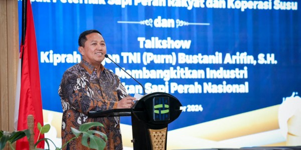 Kemenkop Apresiasi Atas Gelar Bapak Peternak Sapi Perah Rakyat pada Bustanil Arifin