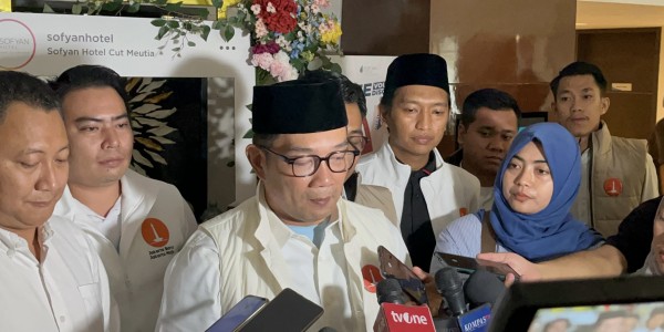 Ridwan Kamil Ucapkan Selamat Ultah ke Prabowo dan Terima Kasih ke Jokowi-Ma'ruf Amin