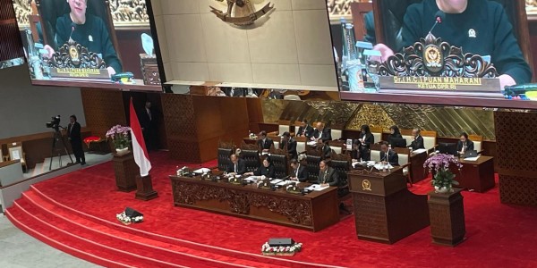 Paripurna DPR Setujui Komposisi Pimpinan Komisi