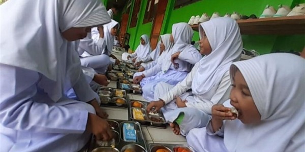 BGN Bakal Bentuk Satuan Pelayanan Daerah, Mampu Sediakan Ribuan Porsi Makan Gratis
