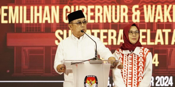 Eddy - Riezky Paparkan Cara Majukan Kesejahteraan Sumsel, Ada Program 1 Desa 5 Sarjana