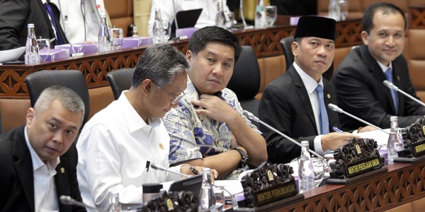Menteri PPPA Dan Wakil Menteri PPPA Raker Perdana dengan Komisi VIII DPR