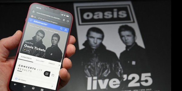 Oasis Batalkan Tiket Konser Tur Reuni 2025 yang Dijual di Situs Penjualan Kembali