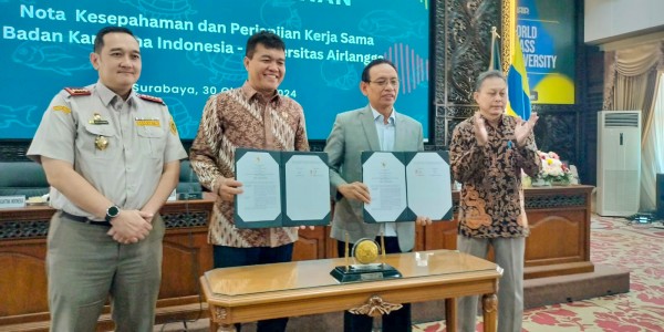 Kerja Sama Strategis, Barantin dan Unair Lakukan MoU Perkuat Perlindungan Kesehatan Hewan