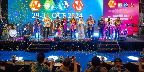 10 Negara Pamerkan Teknologi Audio, Visual Hingga Lighting Unggulan di PRO AVL Indonesia 2024