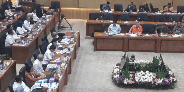 Raker dengan Komisi IX, Menkes Paparkan Pembangunan RS Berkualitas di Daerah