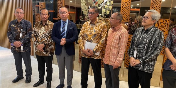 Wakil Ketua MPR RI Eddy Soeparno Undang METI Bahas Percepatan Transisi Energi