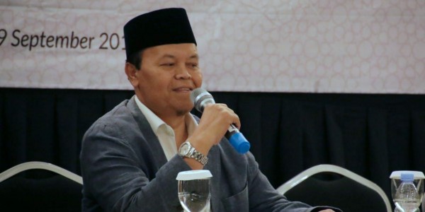 Komitmen Mensos Tuntaskan Kemiskinan Ekstrim, HNW Dukung Presiden Terbitkan Inpres Baru
