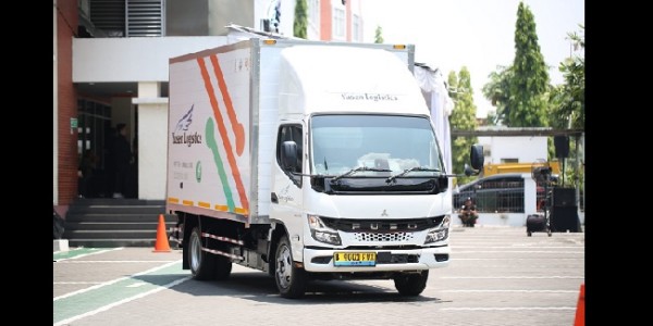 Truk Listrik Fuso eCanter Diklaim Hemat hingga 28 Persen