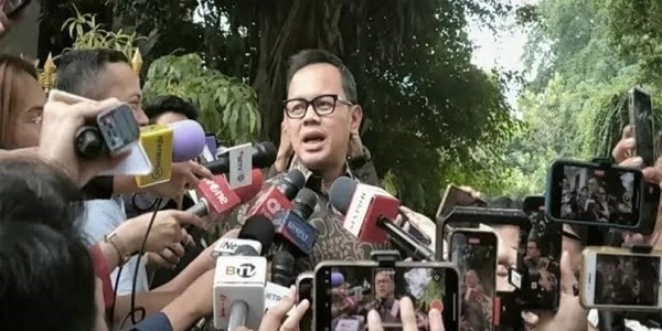 Jelang Pilkada 2024, Kemendagri Terbitkan SE Penundaan Bansos
