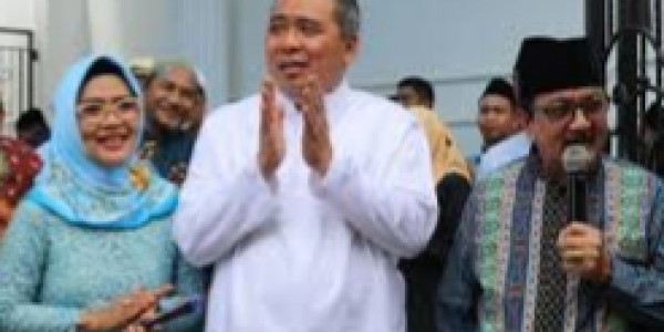 Survei Indikator: Pasangan Ahmad Ali-AKA Semakin Dekat Kemenangan