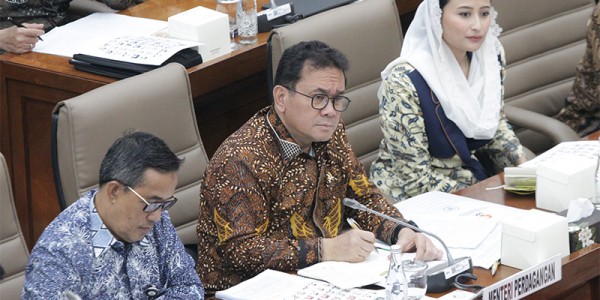 Mendag Raker Dengan Komisi VI DPR