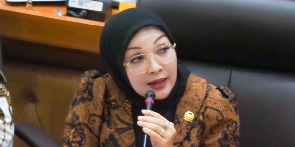 Erna Sari Dewi: Keseimbangan Antara Sektor Padat Karya dan Sektor Teknologi Sangat Penting