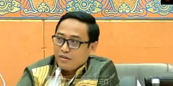Ahmad Labib Soroti Penurunan Kinerja SIG