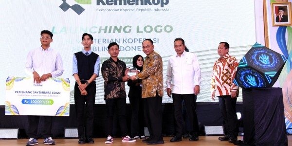 Logo Baru Diluncurkan, Budi Arie: Perkuat Citra Kementerian Koperasi