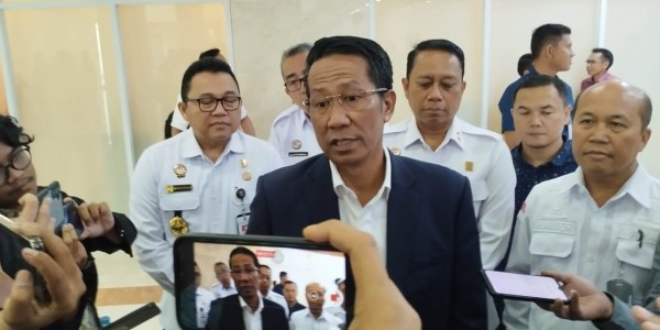 Menkum Pertimbangkan Wacana Kepala Daerah Dipilih DPRD