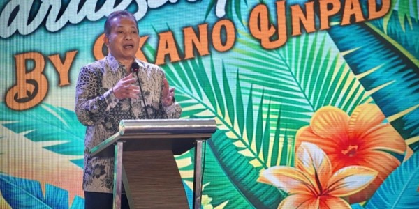 Bantu Mahasiswa, Wamenkop Apresiasi Penggalangan Dana Abadi IKANO UNPAD