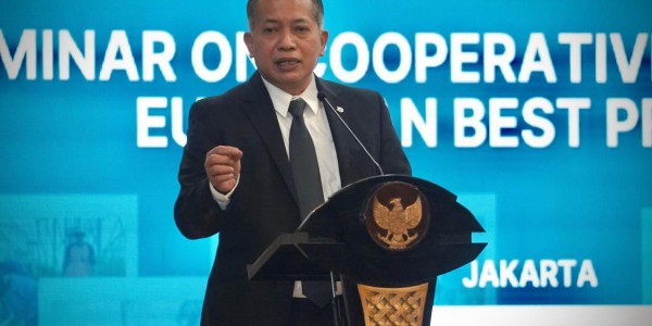 Wamenkop Siap Tingkatkan Kolaborasi Dorong Koperasi Masuk Sektor Industri