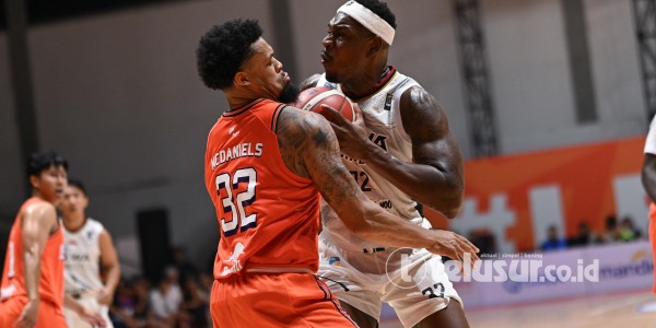 Juara Bertahan Pelita Jaya Buka IBL 2025 dengan Tumbangkan Dewa United