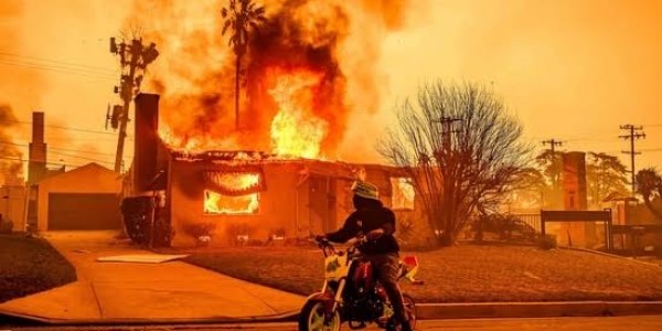 Kebakaran di Los Angeles, Kebetulan atau Kutukan? Ini Kata Para Tokoh Arab