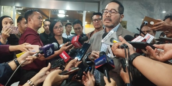 Copot Lencana DPR, Firman Soebagyo Kesal Trenggono Lamban Tangani Pagar Laut