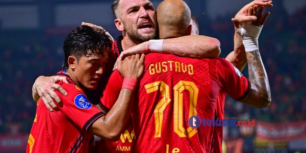 Persija Gagal Raih Poin Penuh Usai Ditahan Imbang 10 Pemain PSBS