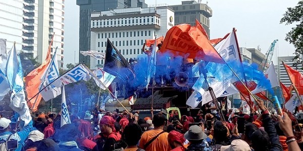 Kebijakannya Bikin LPG 3 Kg Langka, Buruh Minta Bahlil Dipecat