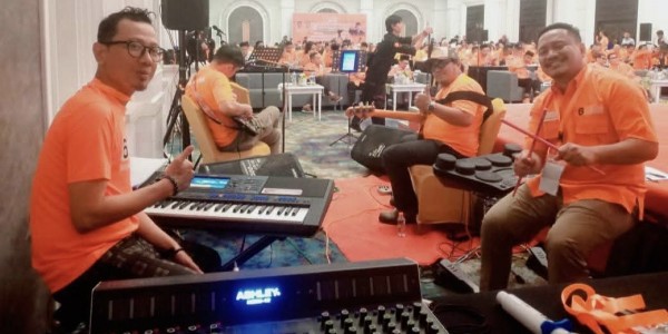 Musik Kelas Pekerja Meriahkan Acara Rakernas Partai Buruh 2025