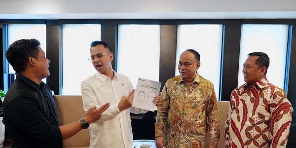 Menkop Gandeng Raffi Ahmad Ajak Masyarakat Berkoperasi