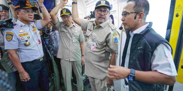 Wagub Rano Ngaku Bakal Naik Transum Seminggu Sekali