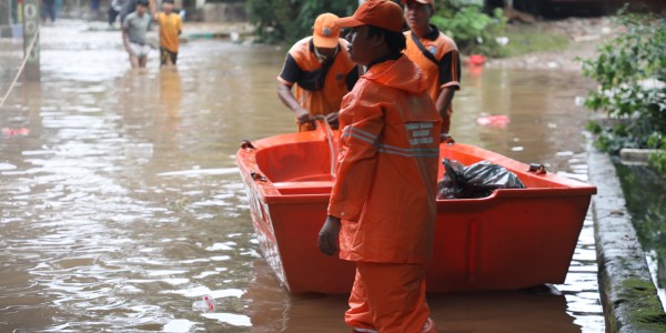 Jakarta Dikepung Banjir, 105 RT dan 5 Ruas Jalan Terendam