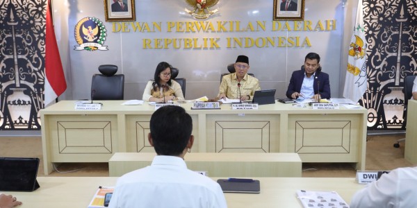 DPD RI Bahas Capaian dan Tantangan LPDP dalam Rapat Dengar Pendapat