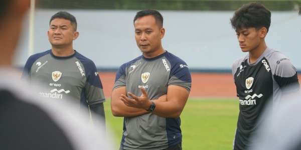 Akhirnya, Ini Sosok Pelatih Lokal yang Dipilih Patrick Kluivert Gabung ke Timnas Indonesia