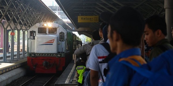 Hari Kedua Masa Angkutan Lebaran, KAI Daop 8 Surabaya Layani 36.013 Pelanggan