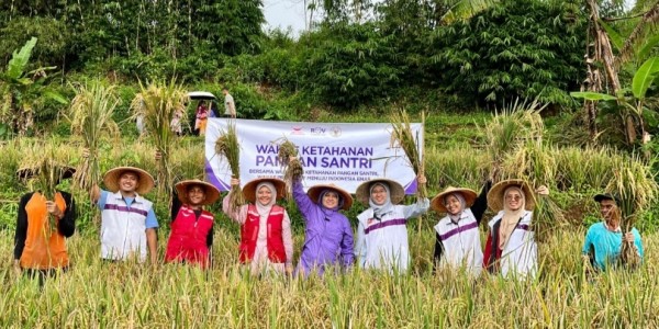 Wujudkan Ketahanan Pangan, RQV Luncurkan Program Wakaf Ketahanan Pangan Santri