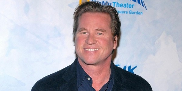 Meninggalnya Val Kilmer: Para Bintang Beri Penghormatan untuk Mendiang Aktor 'Batman Forever'