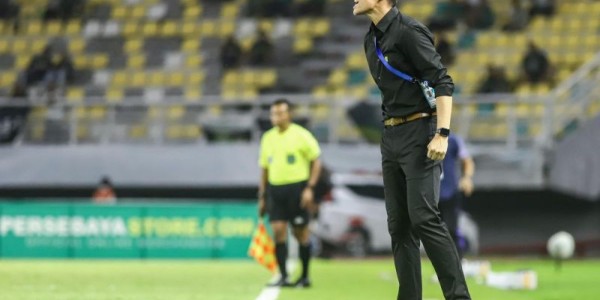 Lawan Persija di GBK, Paul Munster Yakin Persebaya Bakal Bawa Pulang Tiga Poin