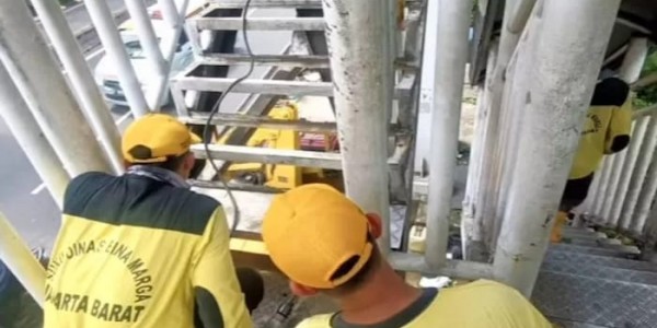 Besi Tangga JPO Daan Mogot di Curi, Pemprov DKI: ini Penambalan Ketiga Kalinya