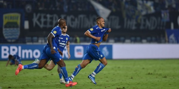 Persib Makin Mantap di Puncak Klasemen Liga 1 Usai Kalahkan Bali United