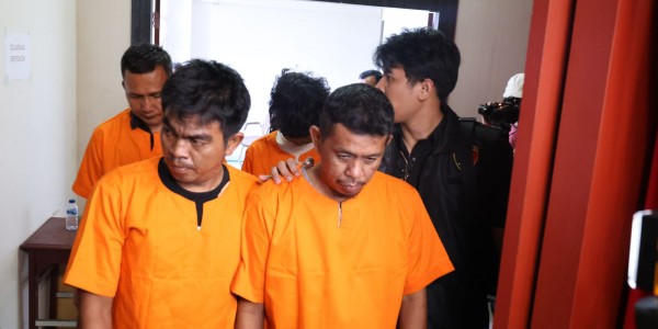 Keroyok Warga di Mapolsek, Polda Riau Tangkap Empat Debt Collector