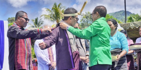 Fadli Zon Dinobatkan Sebagai Anggota Keluarga Lamaholot Suku Lamatokan
