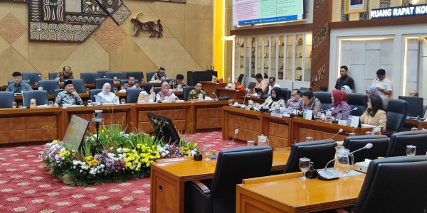 Usai Raker dengan Menteri P2MI, Komisi IX Dukung Rencana Pembukaan Moratorium dengan Arab Saudi