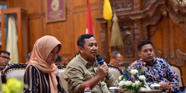 Kemenkop Dorong Banyumas Jadi Pelopor Kemajuan Kopdes Merah Putih di Indonesia