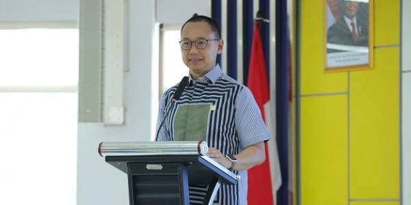 RI Alihkan Impor BBM dari Singapura, Eddy Soeparno: Momentum Percepat Transisi Menuju Energi Terbarukan