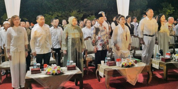 Hadiri Perayaan Waisak, AHY Doakan Umat Buddha Semakin Sejahtera