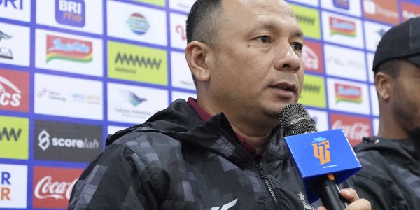 Ricky Nelson Pastikan Persija Bakal Tampil Tanpa Ampun Lawan PSS Sleman yang Berkutat di Zona Degradasi