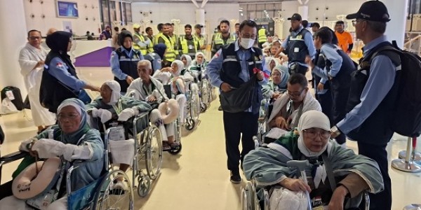 Jemaah Lansia Dapat Fasilitas Bus Khusus dari Bandara Jeddah ke Makkah