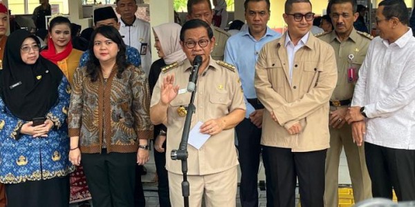 Pemprov DKI Pastikan Segera Atasi Tiang-tiang Monorel yang Mangkrak