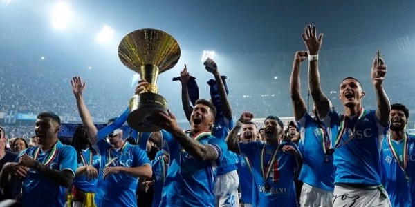 Sang Pelatih Napoli: Juara Bersama Napoli, Tantangan Tersulit dan Tergairah dalam Karier Saya