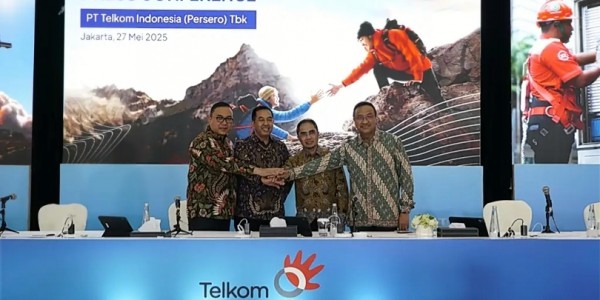 Saham Telkom Stagnan, Pengamat Nilai Pergantian Direksinya Hanya Kosmetik